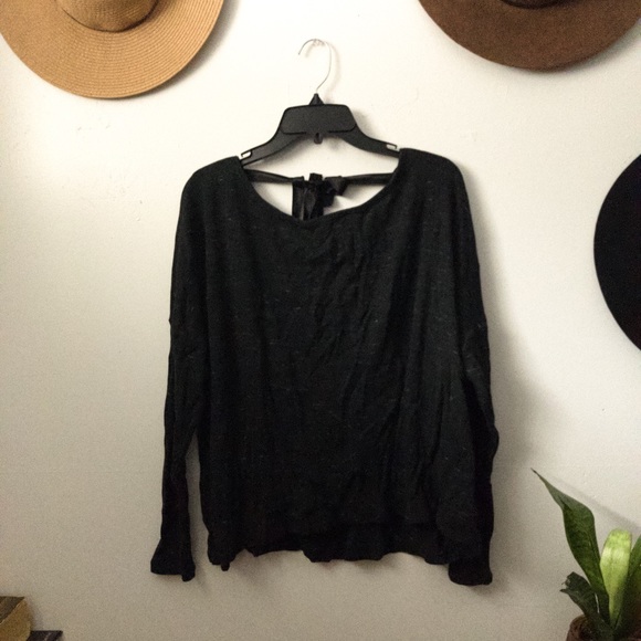 Low back sweater with silk bow tie - Picture 2 of 6